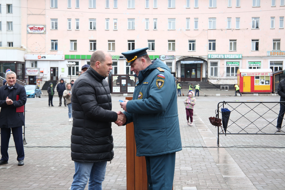 Владимир Щербинин награждён медалью МЧС России «За содружество во имя  спасения»